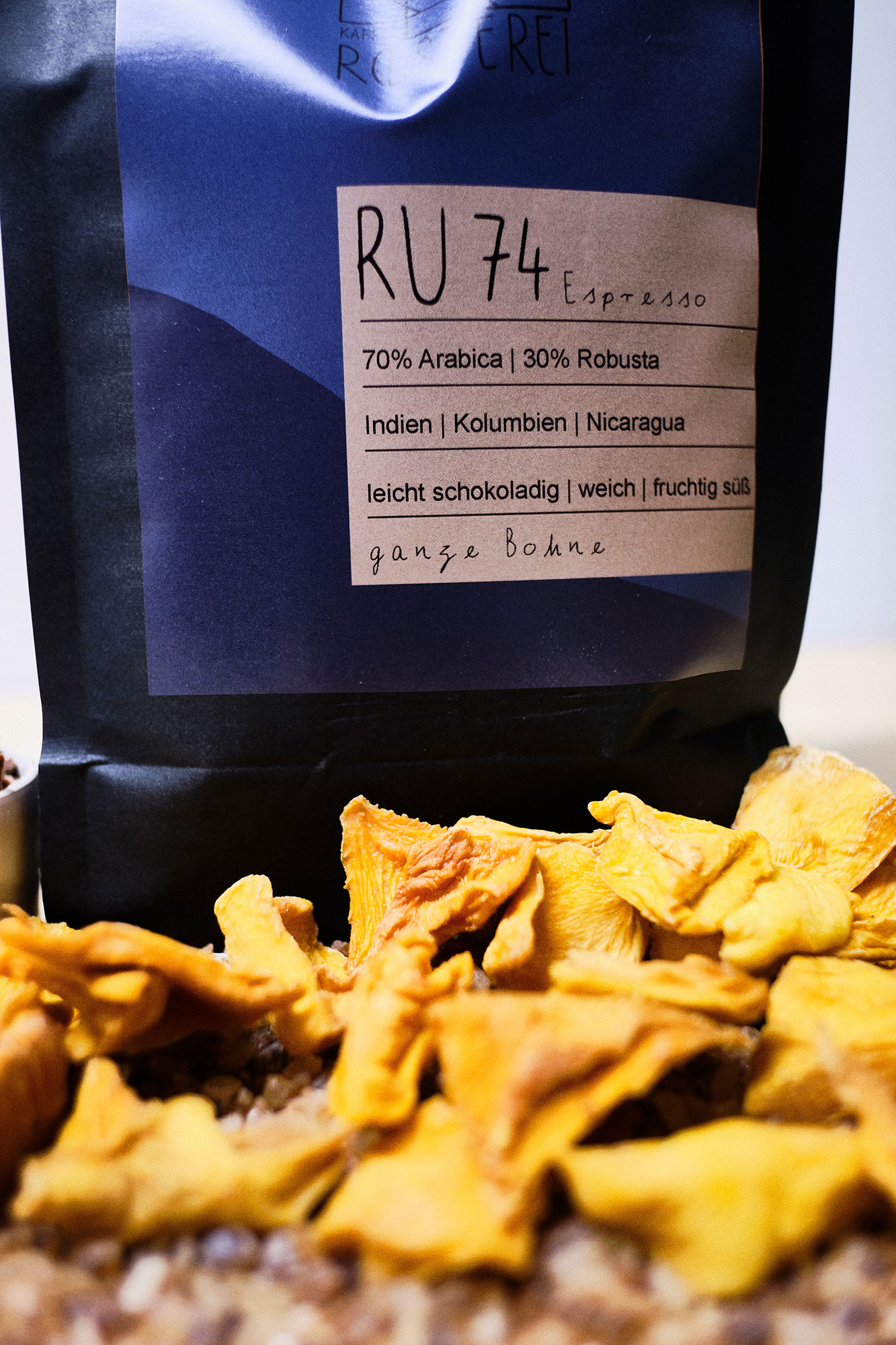 RiRu_KaffeeFotos__RU74_ RU74 Espresso - 70%Arabica, 30% Robusta